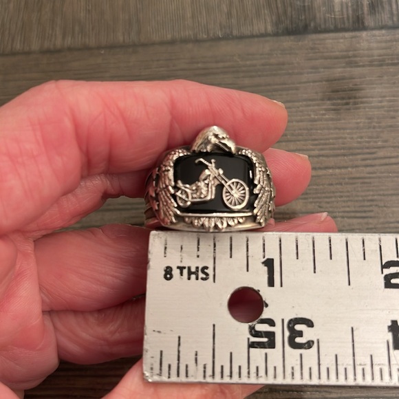 Bradford Exchange Ride Hard, Live Free" Motorcycle Men's Ring Size 14 - Picture 16 of 16